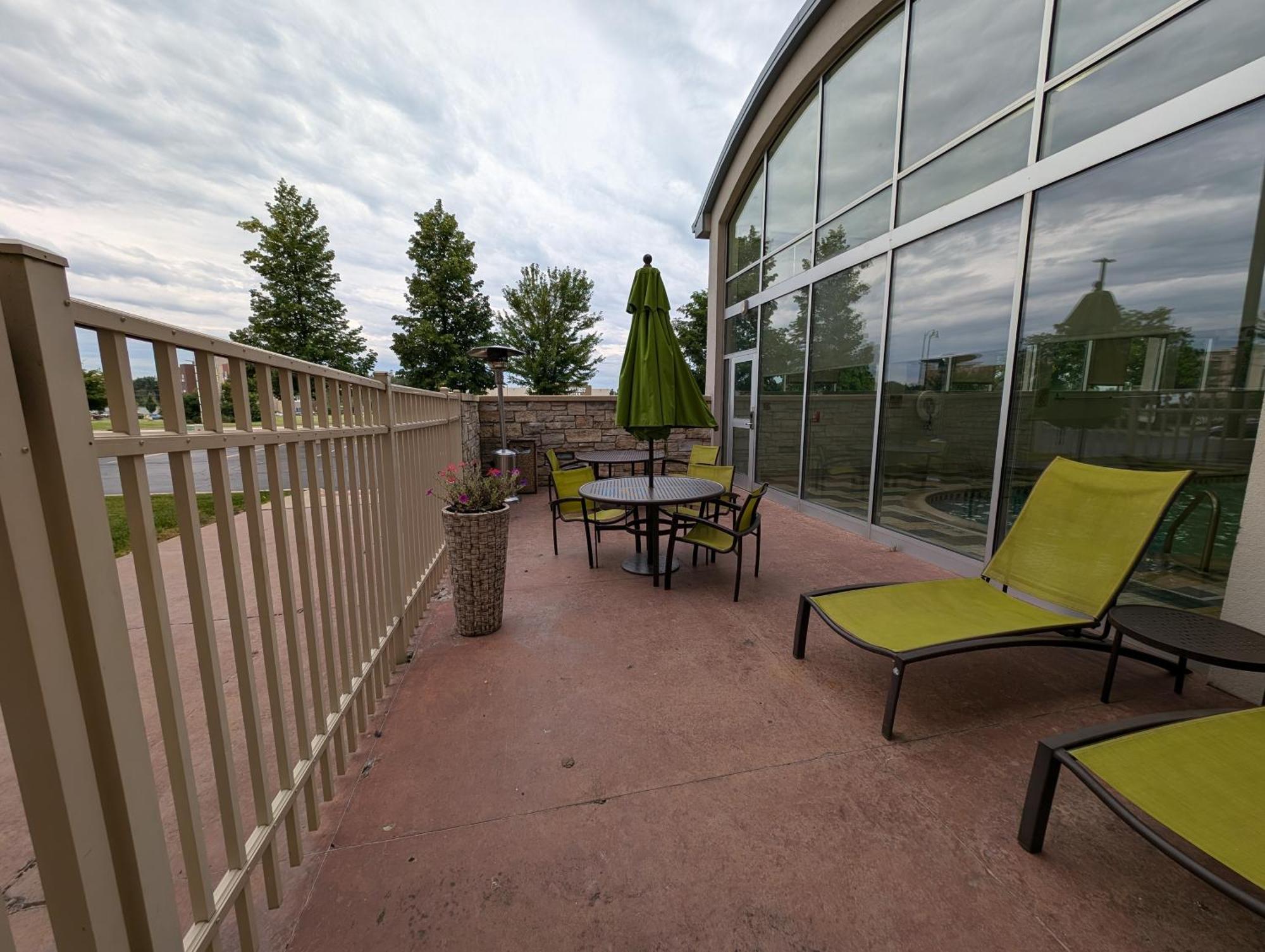 Springhill Suites By Marriott Chicago Waukegan/Gurnee Buitenkant foto